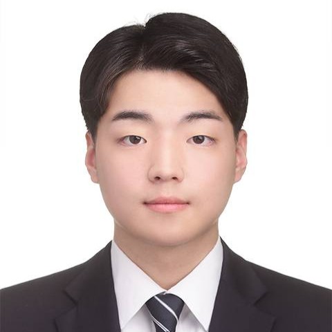 キム・デファン氏